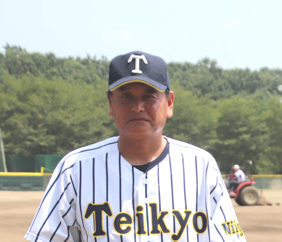 帝京長岡の芝草監督（2020年撮影）