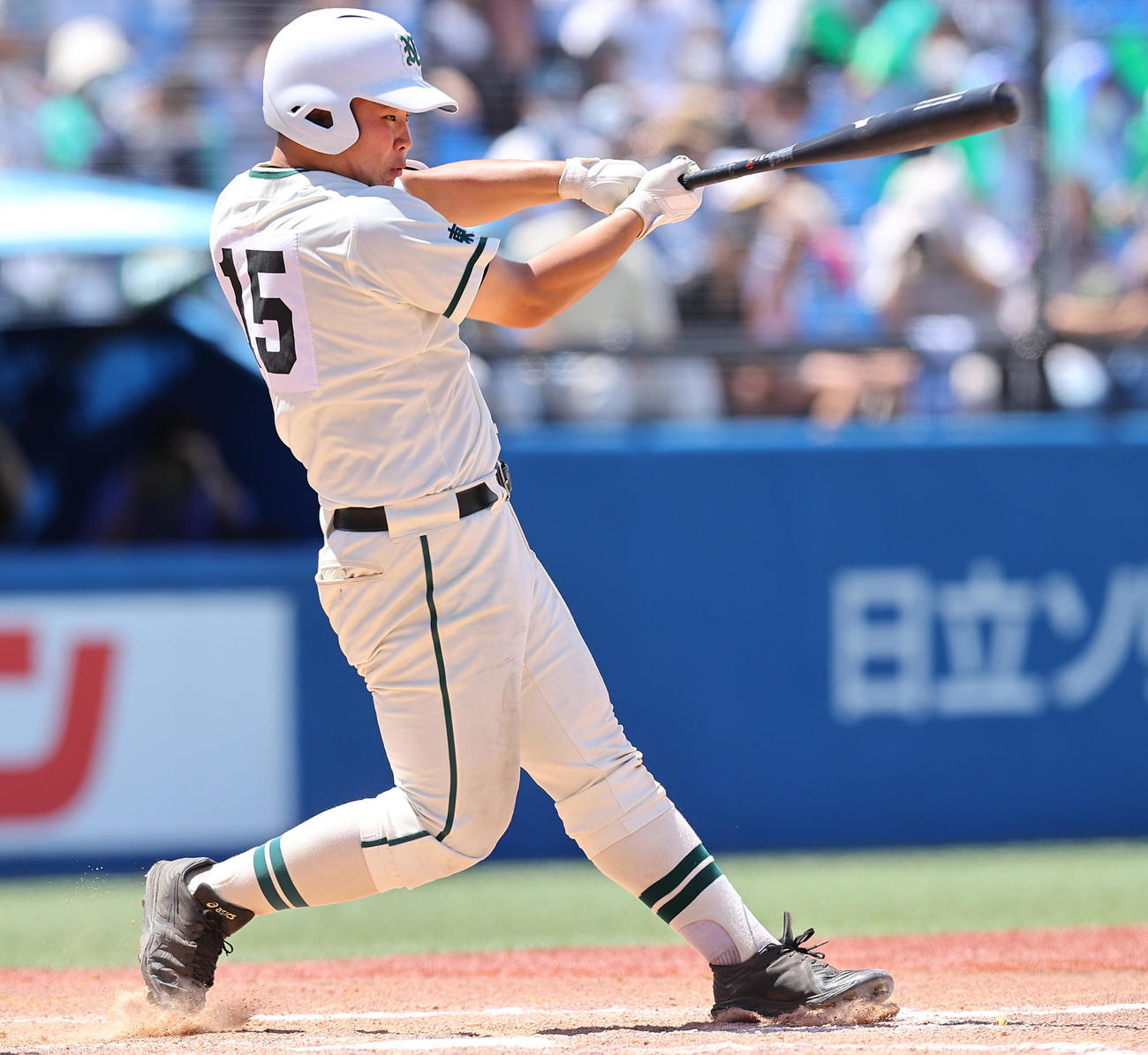 帝京対二松学舎大付　3回裏二松学舎大付2死、左越えソロ本塁打を放つ片井（撮影・垰建太）