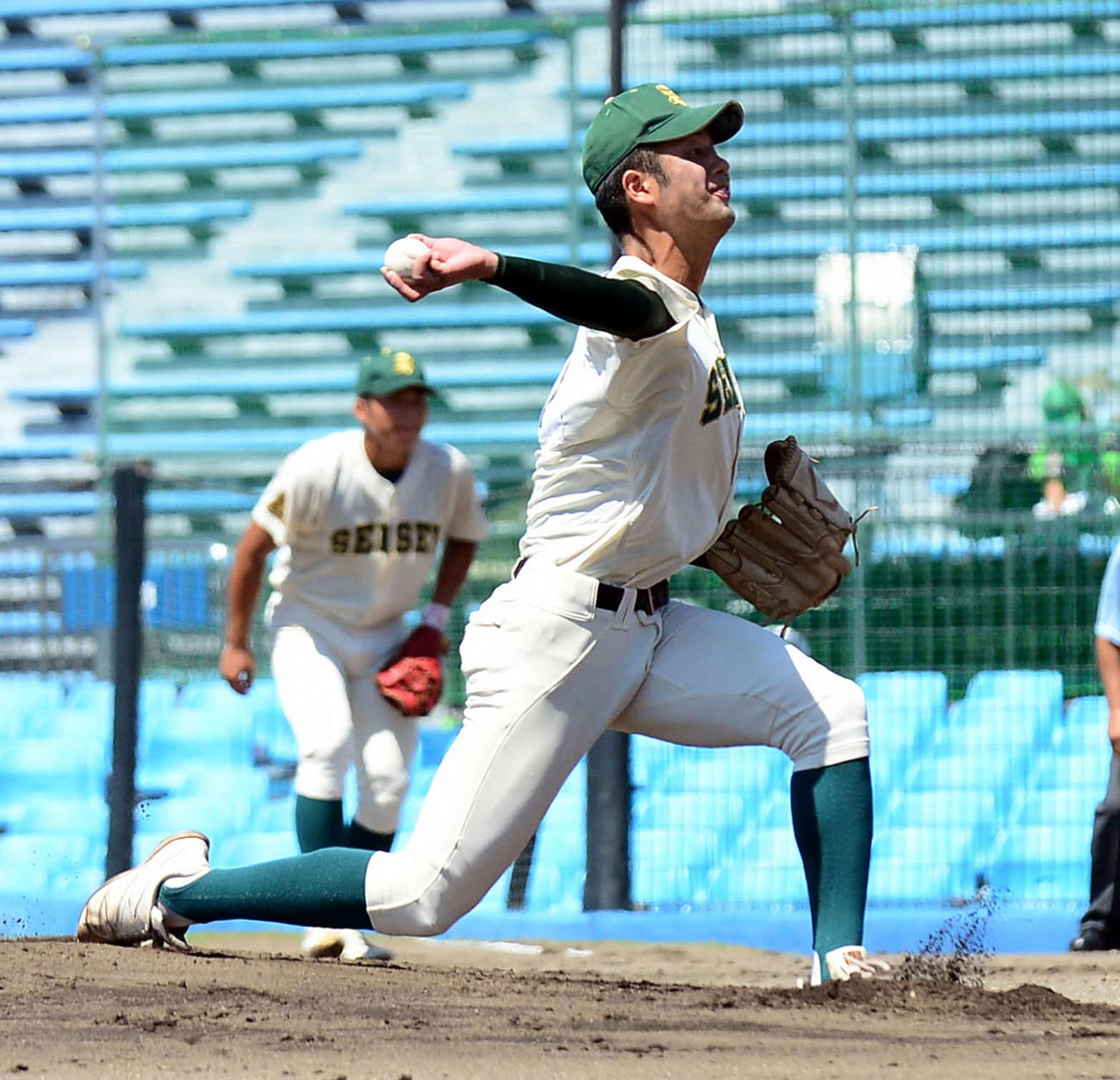 力投する静清・久保