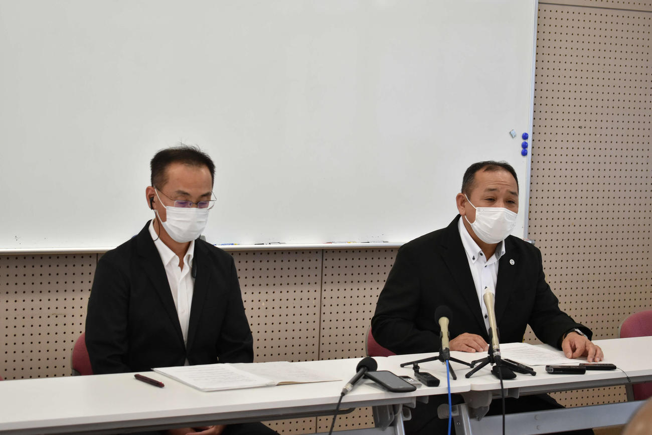 有田工についての会見を開く佐賀県高校野球連盟（撮影・只松憲）