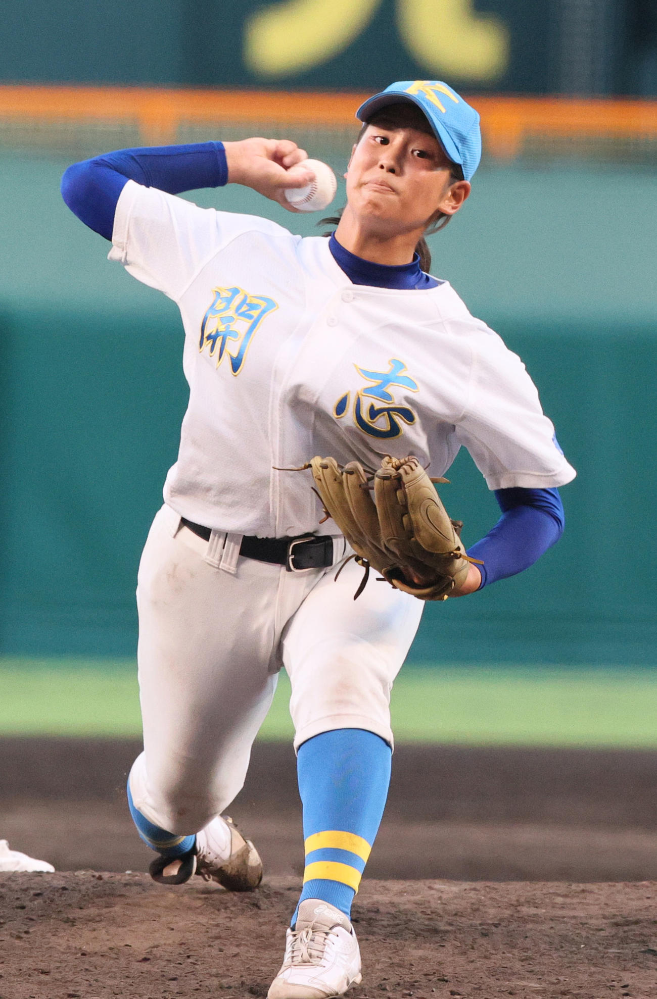 横浜隼人対開志学園　8回から開志学園水口が登板する（撮影・上山淳一）