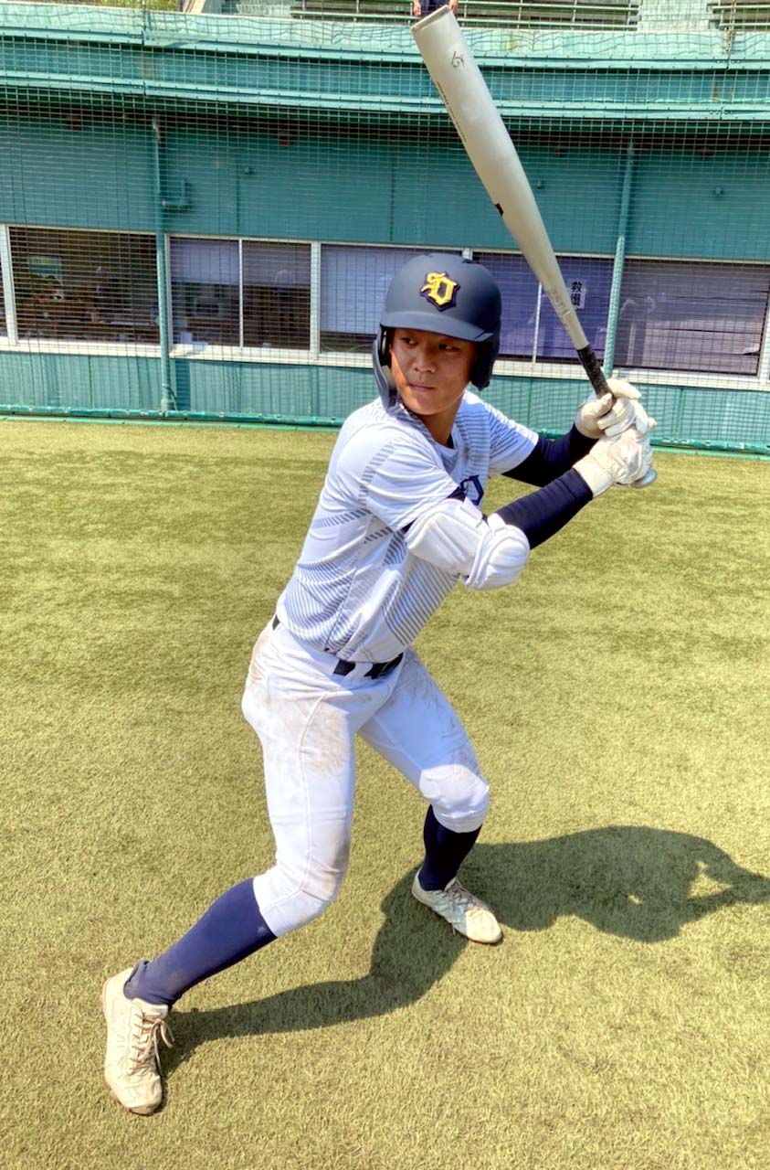 1番打者として南大会は三振ゼロ、チームトップの5四球を選び優勝に貢献した札幌大谷の飯田（同高提供）