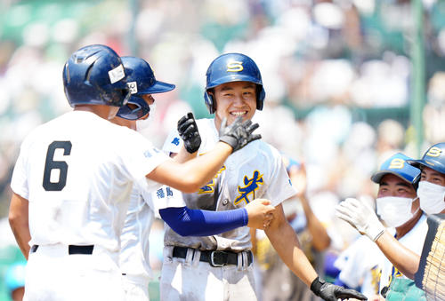 甲子園】聖光学院が日大三破り5年ぶり勝利、高中一樹が高校初弾「今