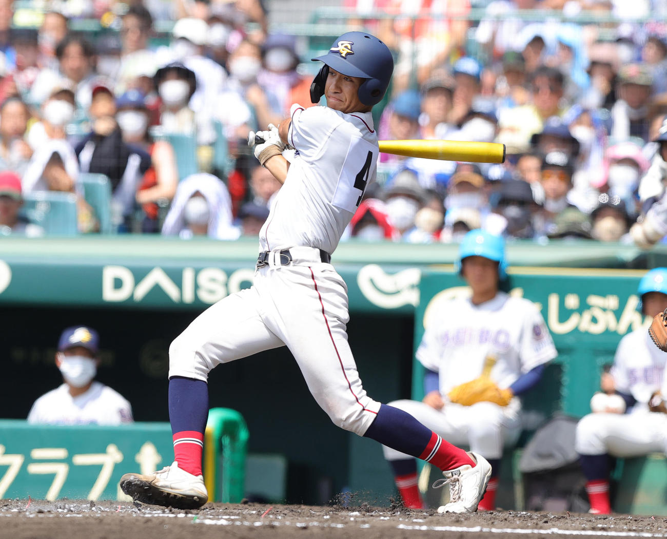 能代松陽対聖望学園　2回裏聖望学園2死二塁、左前先制適時打を放つ荒江（撮影・野上伸悟）