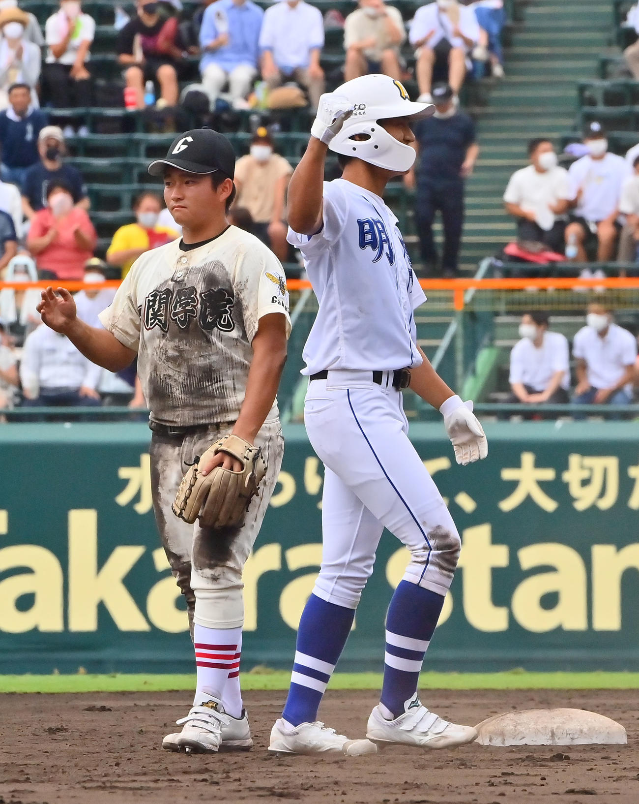 明豊対一関学院　7回表明豊2死三塁、左翼線に勝ち越しの適時二塁打を放つ嶽下（撮影・和賀正仁）