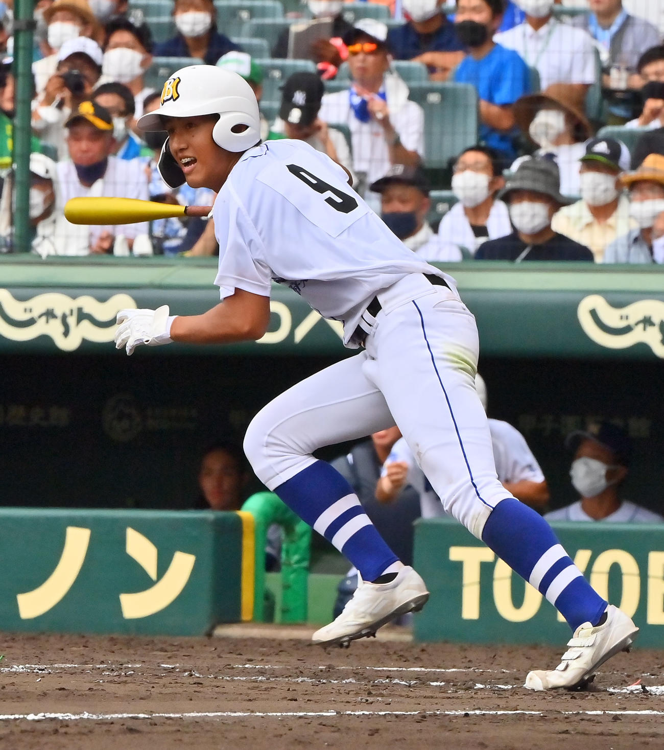 明豊対一関学院　7回表明豊2死三塁、左翼線に勝ち越しの適時二塁打を放つ嶽下（撮影・和賀正仁）