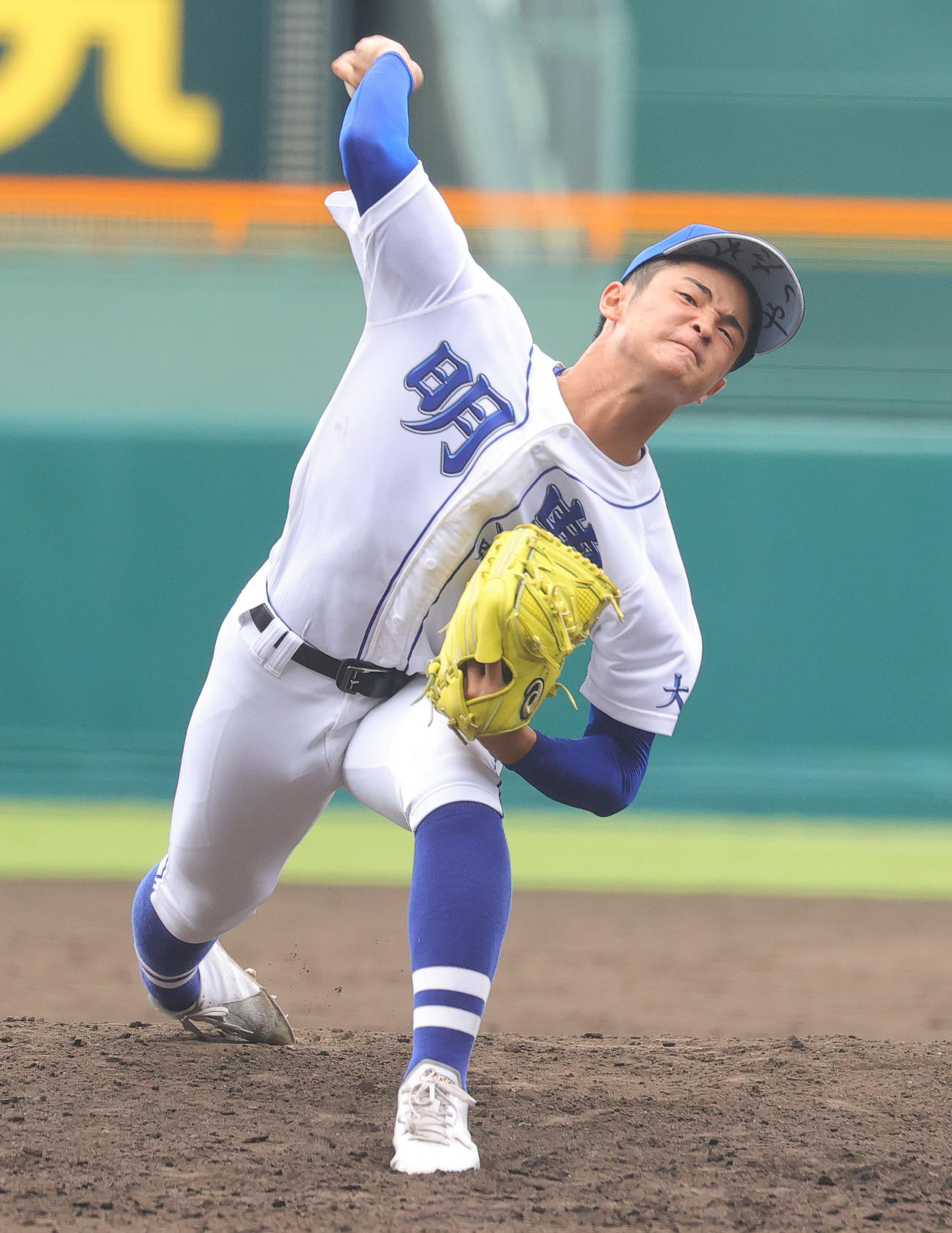 明豊対一関学院　力投する明豊・森山（撮影・野上伸悟）