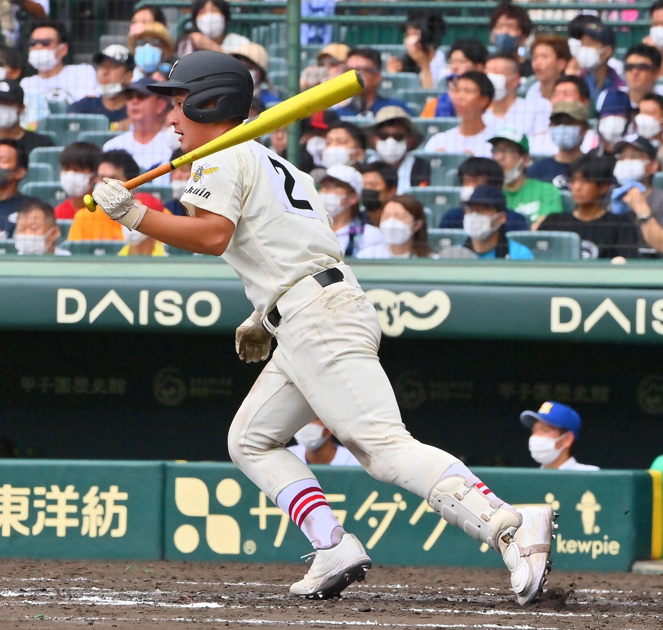 明豊対一関学院　7回裏一関学院2死二塁、中前適時打を放つ後藤（撮影・和賀正仁）