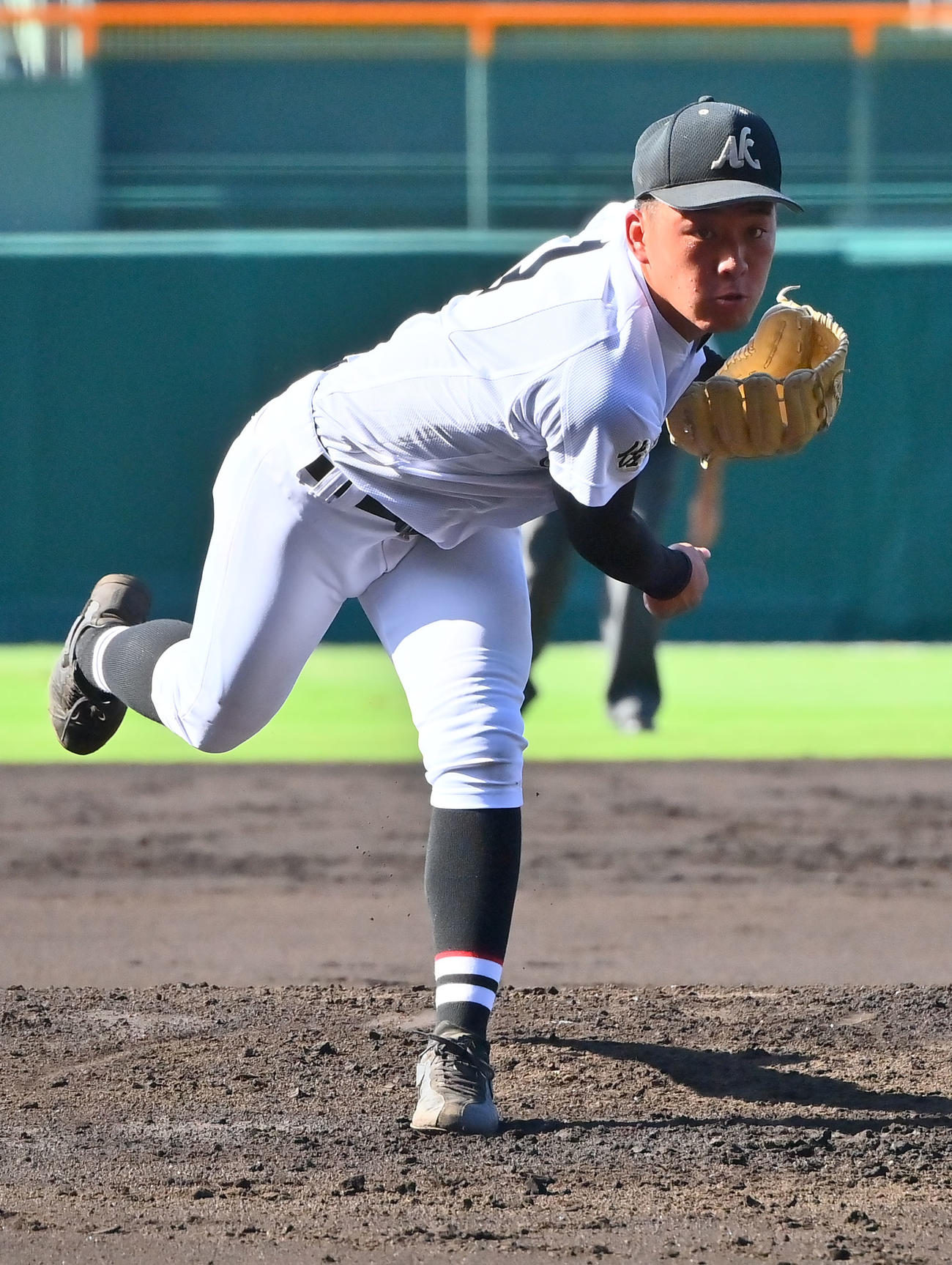 有田工対浜田　有田工の先発・塚本（撮影・和賀正仁）
