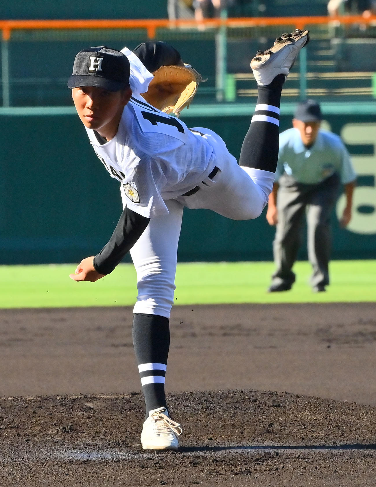 有田工対浜田　浜田の先発・波田（撮影・和賀正仁）