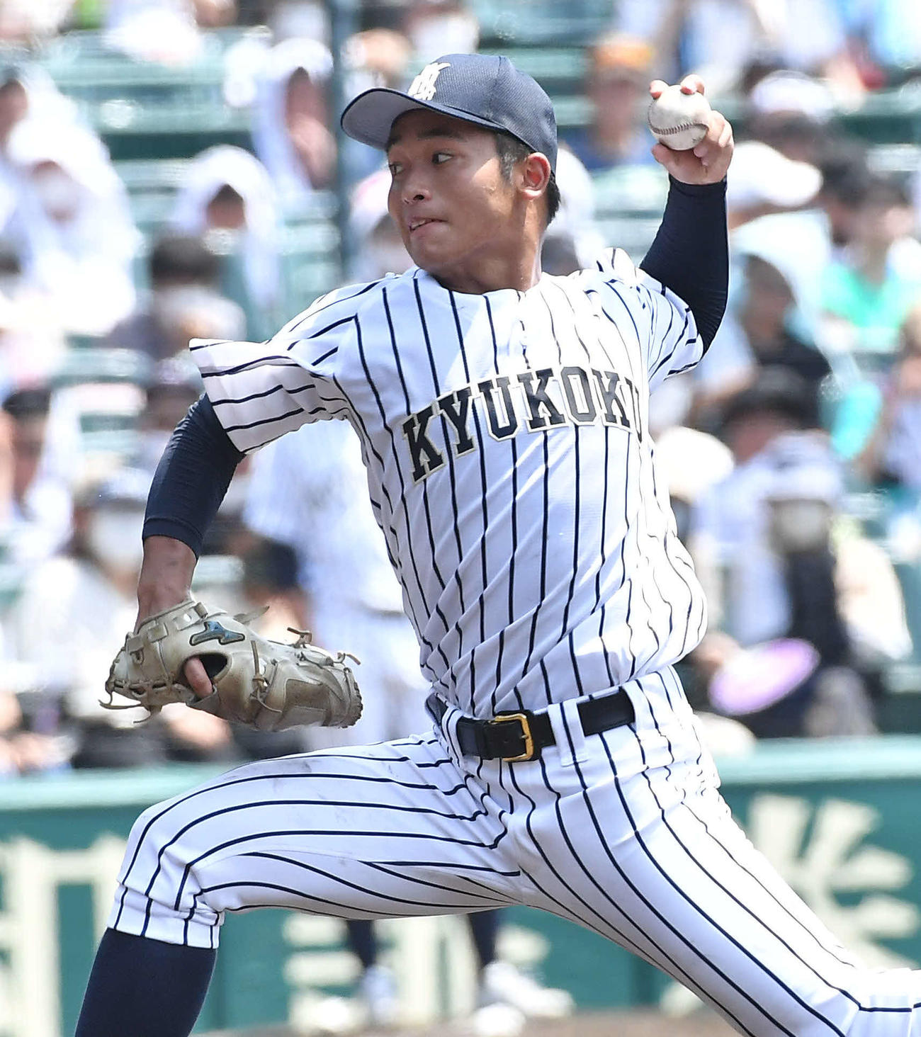 九州国際大付対高松商　九州国際大付先発の香西（撮影・岩下翔太）