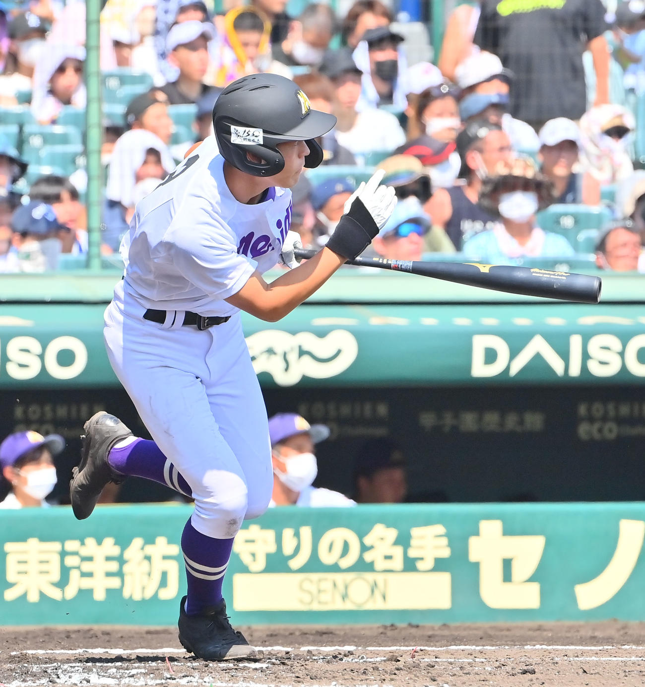 明豊対愛工大名電　1回裏愛工大名電1死一、三塁、先制の中犠飛を放つ山田（撮影・和賀正仁）