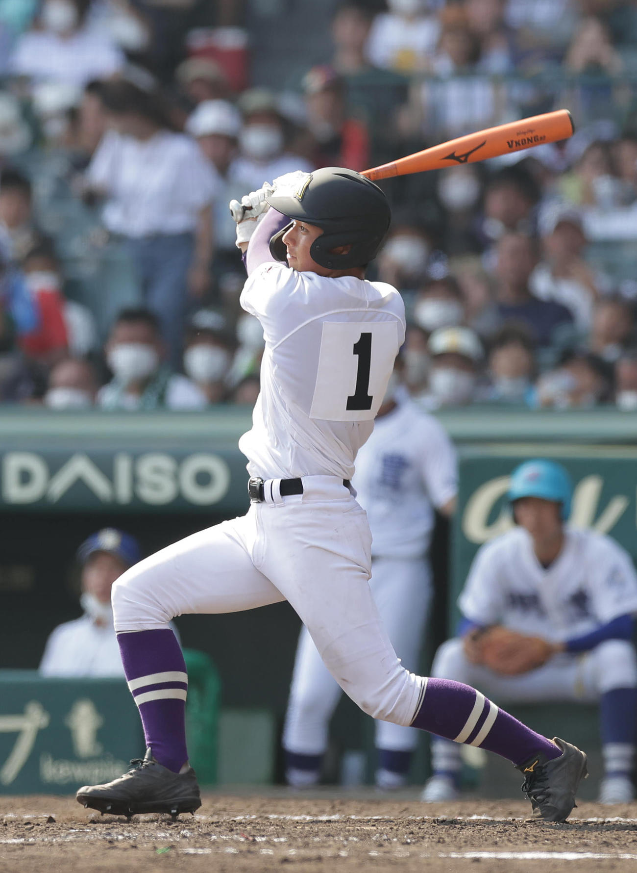 明豊対愛工大名電　5回裏愛工大名電2死一、二塁、右前適時打を放つ有馬（撮影・前田充）