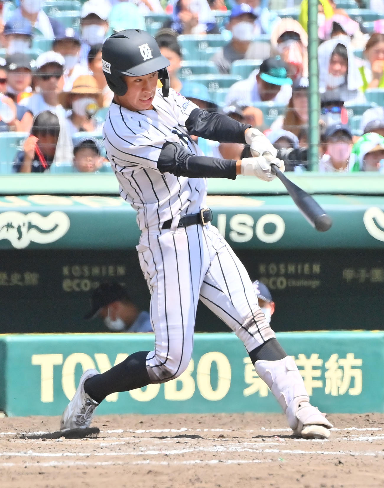 学院栃木対九州学院　7回裏九州学院2死二塁、右前適時打を放つ馬場（撮影・和賀正仁）