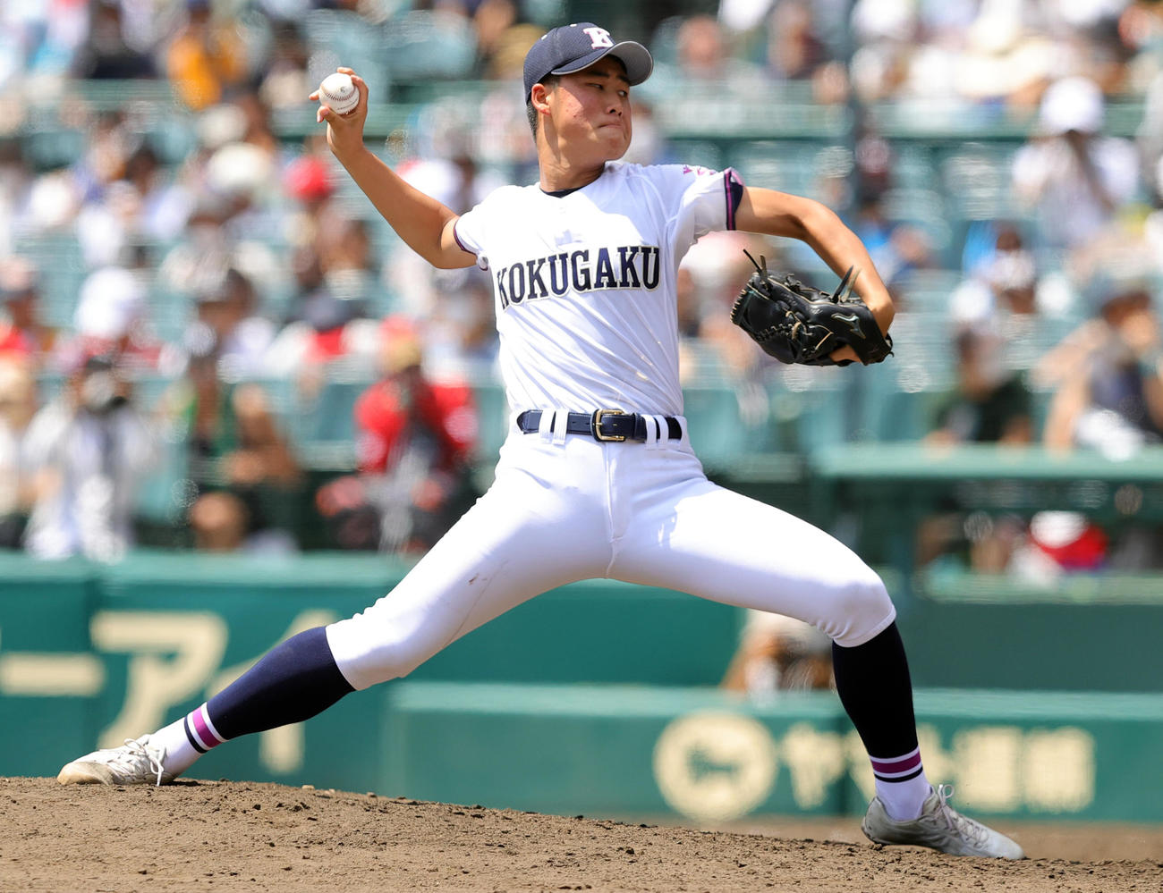 国学院栃木対九州学院　力投する国学院栃木・盛永（撮影・野上伸悟）