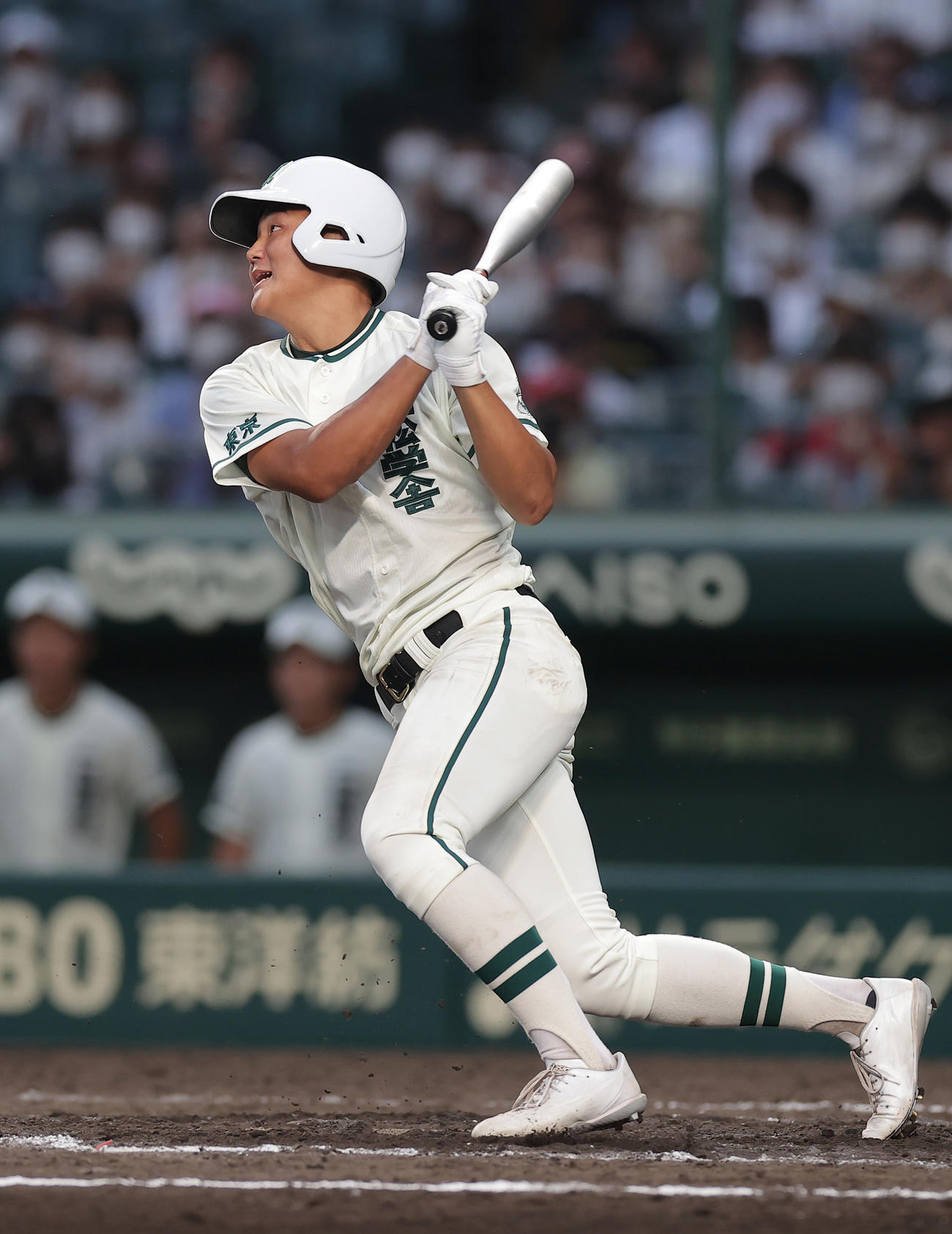 二松学舎大付対大阪桐蔭　9回表二松学舎大付1死一、二塁、投ゴロに倒れる小林（撮影・前田充）