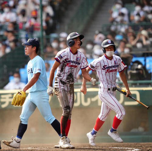 甲子園】下関国際が初の決勝進出 東北初V目指す仙台育英と激突 近江