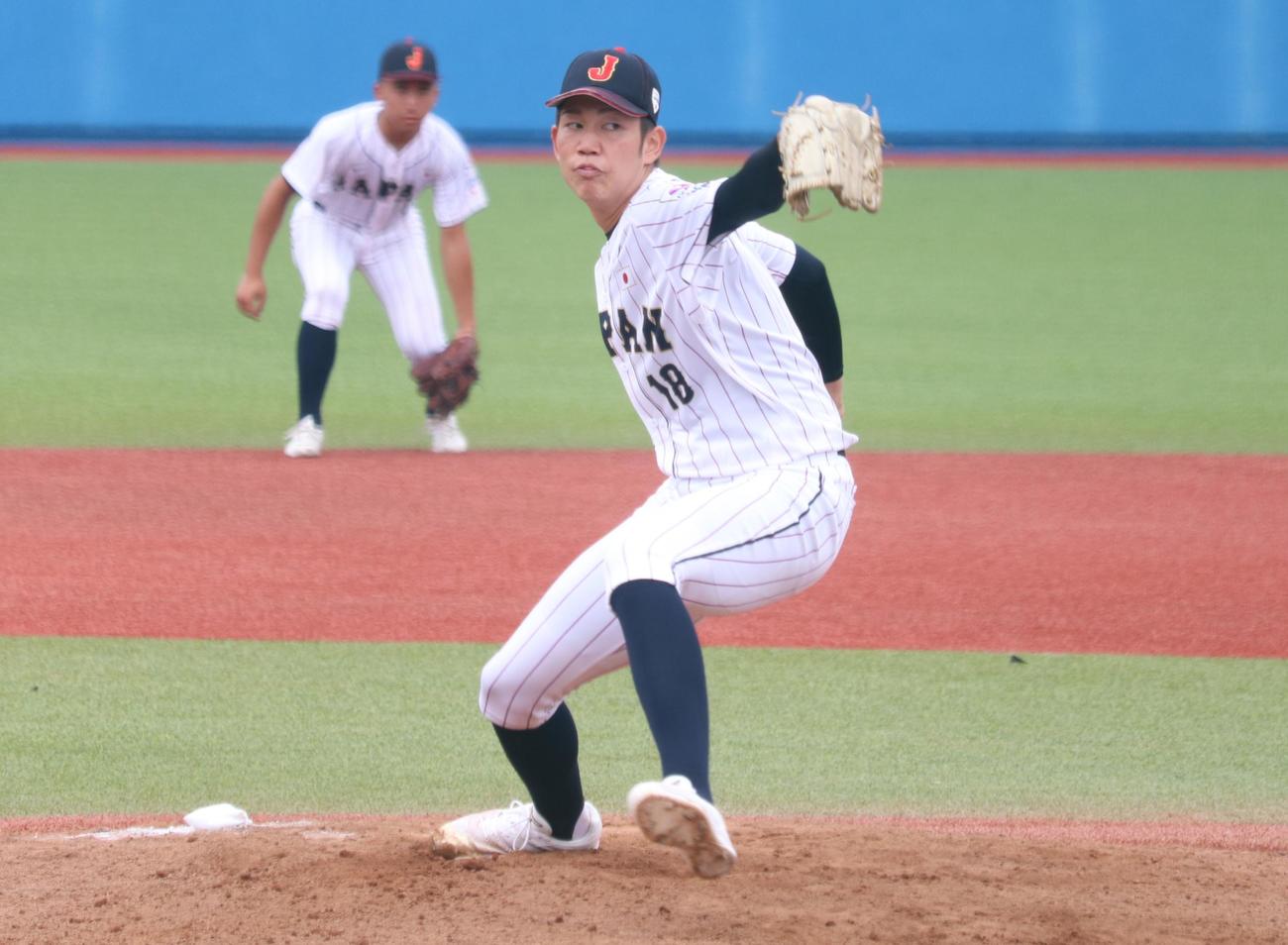 立大対高校日本代表　2番手で登板した川原嗣貴投手（撮影・阿部泰斉）