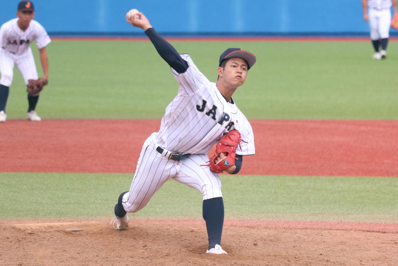 立大対高校日本代表　3番手で登板した野田（撮影・阿部泰斉）