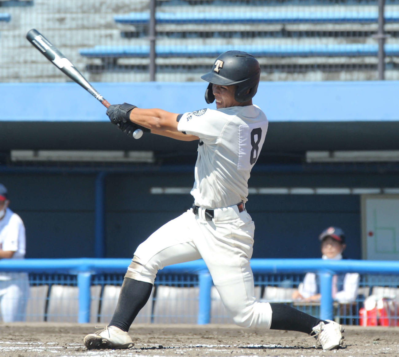 3回に右前打を放つ浜松工・森下