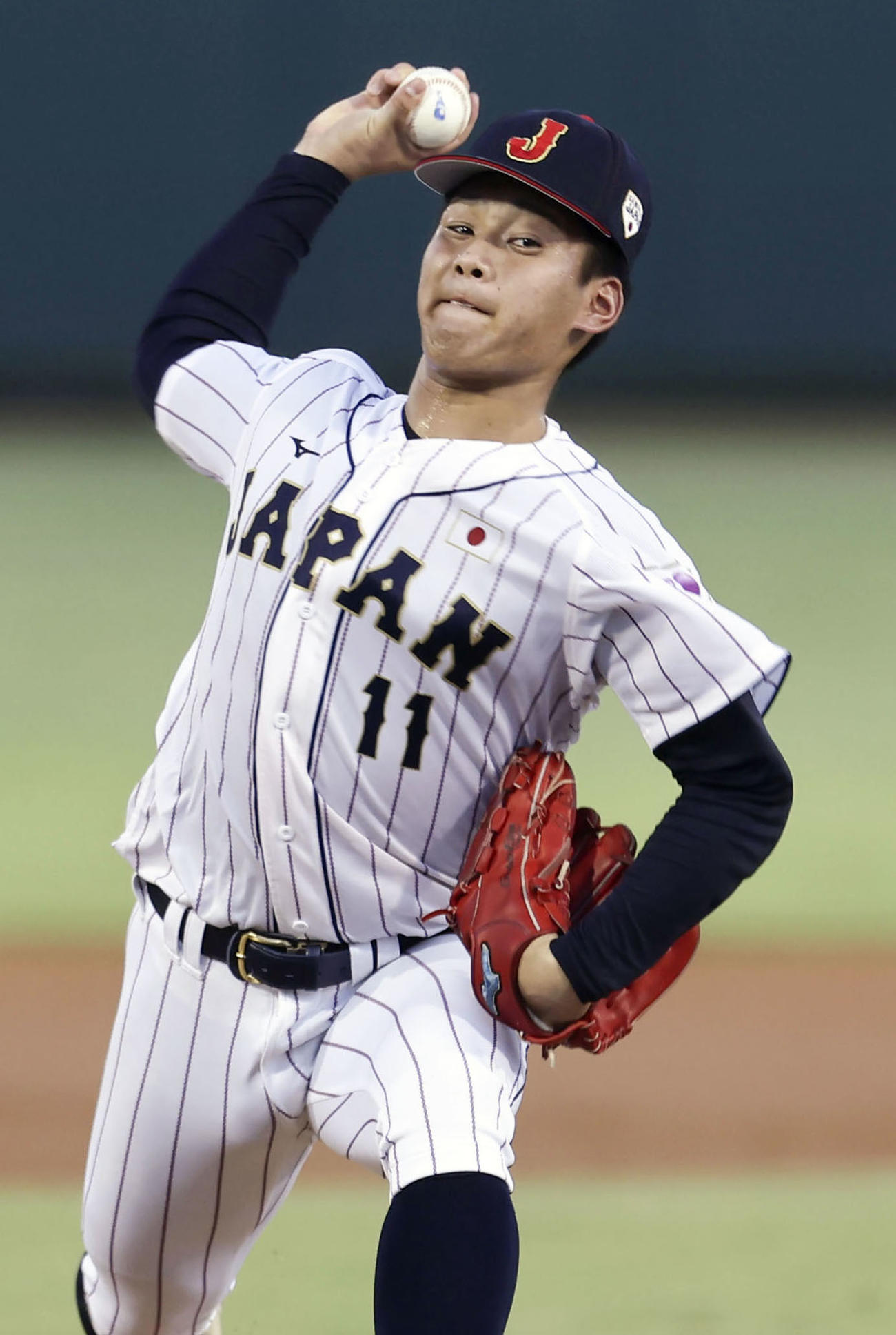 台湾戦の2回に登板した宮原（共同）