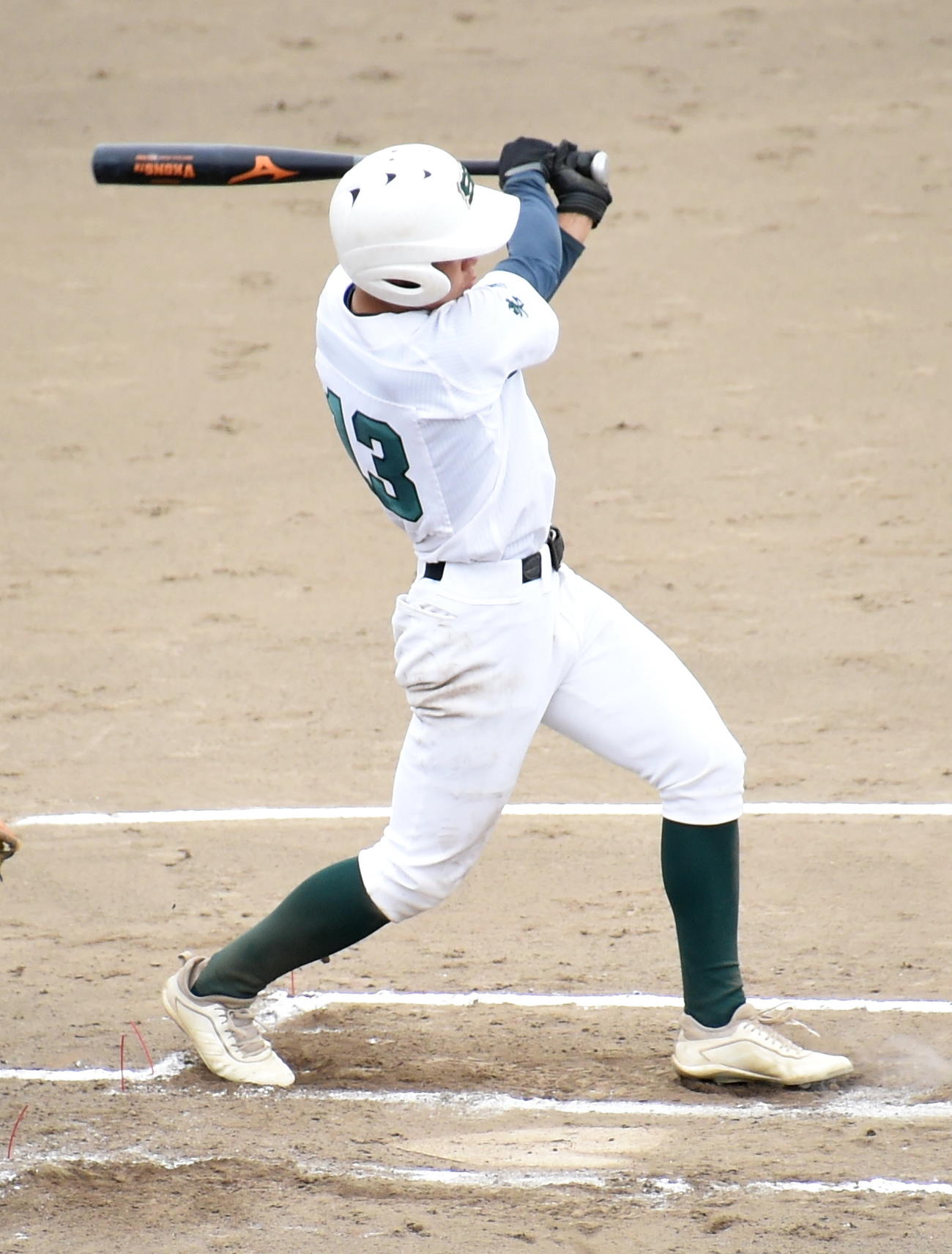 1回、勝ち越しの2点適時打を放つ斉藤蒼