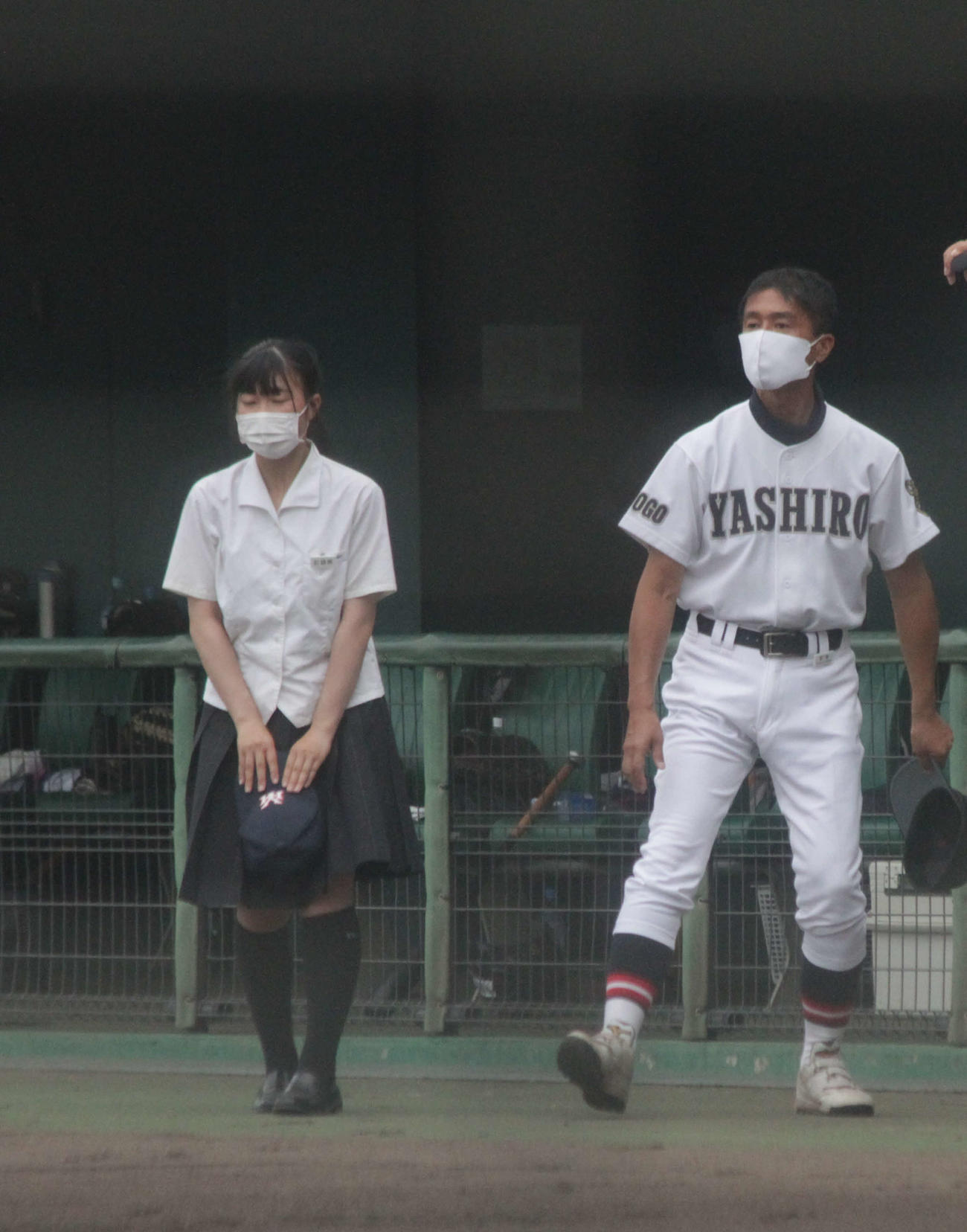 社の山本巧監督は試合開始時、あいさつした