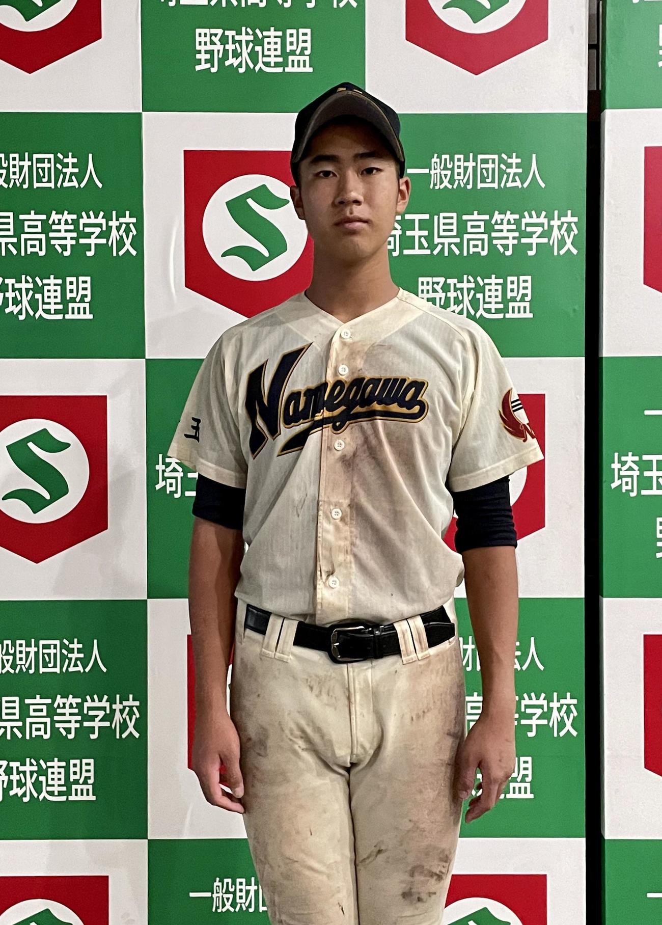 花咲徳栄対滑川総合　花咲徳栄打線を抑えた滑川総合のエース橋本（撮影・保坂恭子）