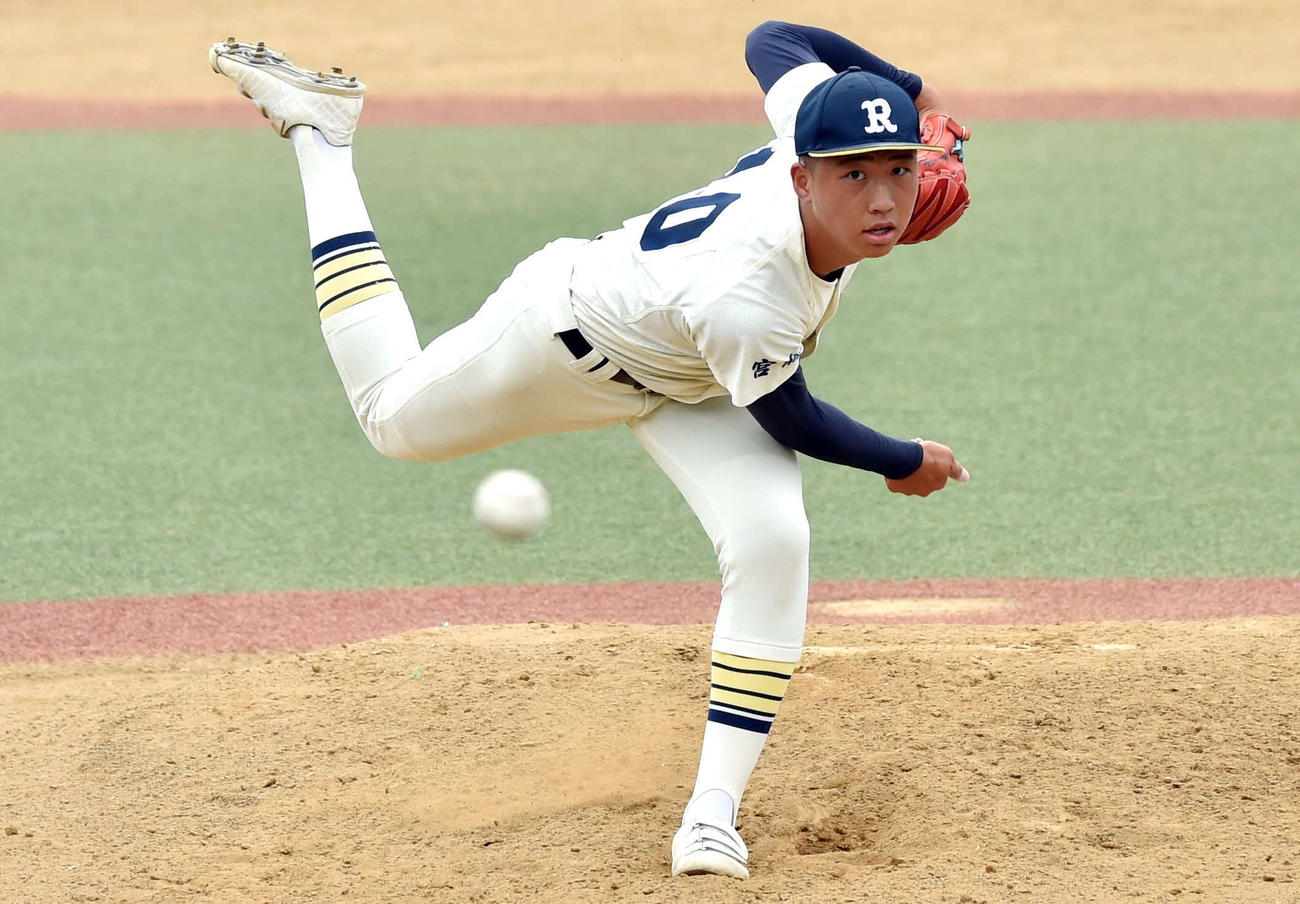 4安打完封で勝利に導いた利府・曽我（撮影・相沢孔志）