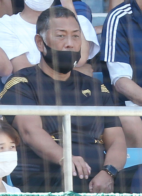 慶応対日大藤沢　次男勝児の応援に来た清原和博氏（撮影・宮地輝）