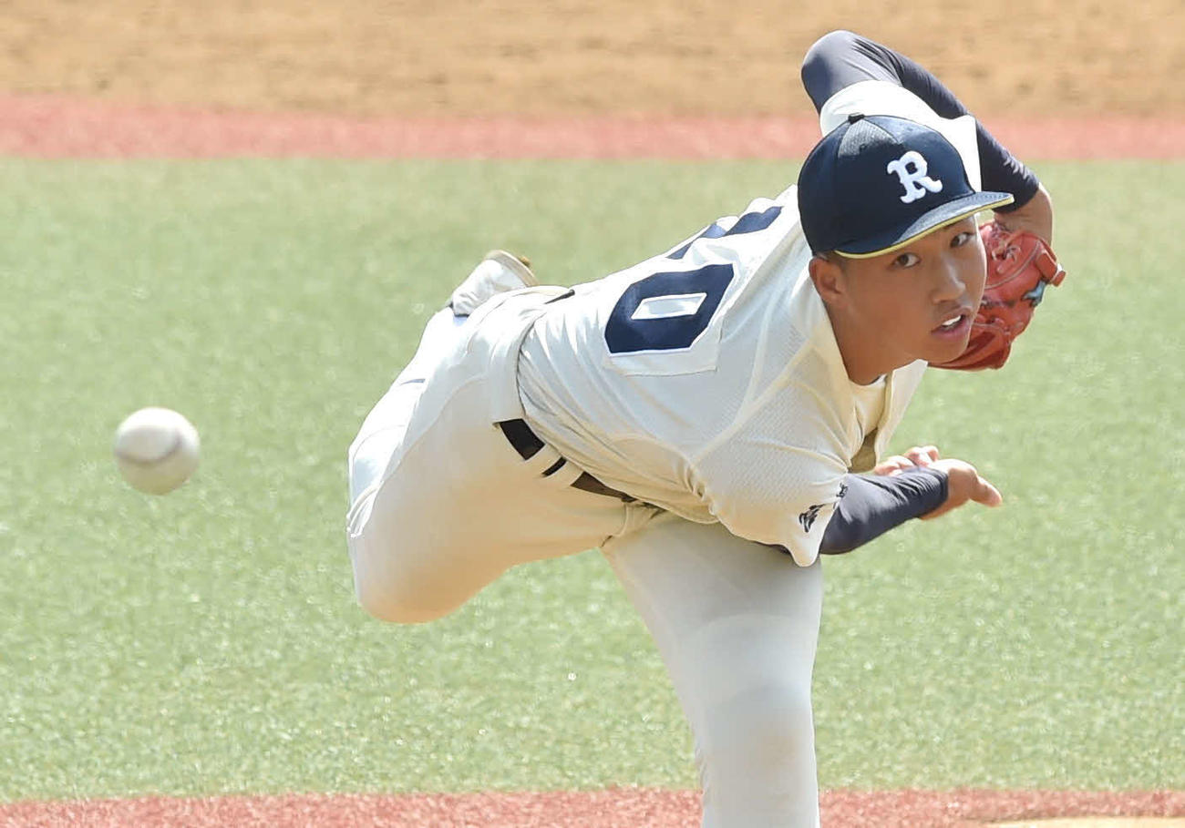 仙台三対利府　力投する利府・曽我（撮影・相沢孔志）