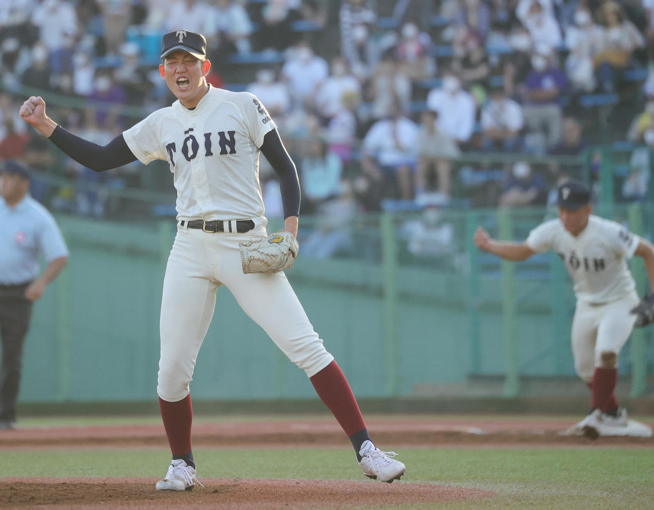 仙台育英対大阪桐蔭　完投（撮影・野上伸悟）