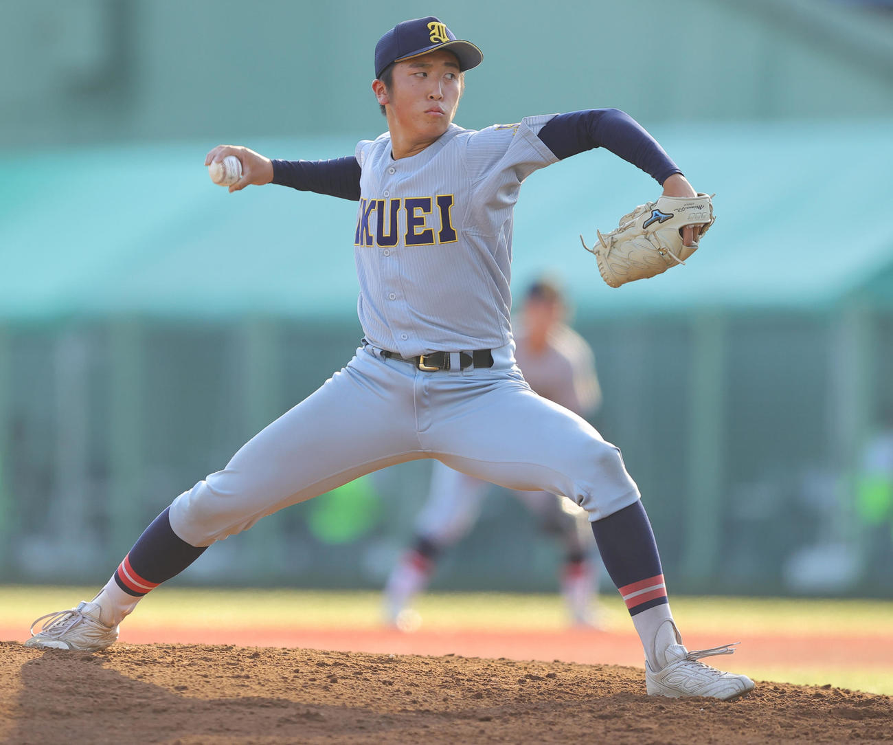仙台育英対大阪桐蔭　力投する仙台育英・湯田（撮影・野上伸悟）