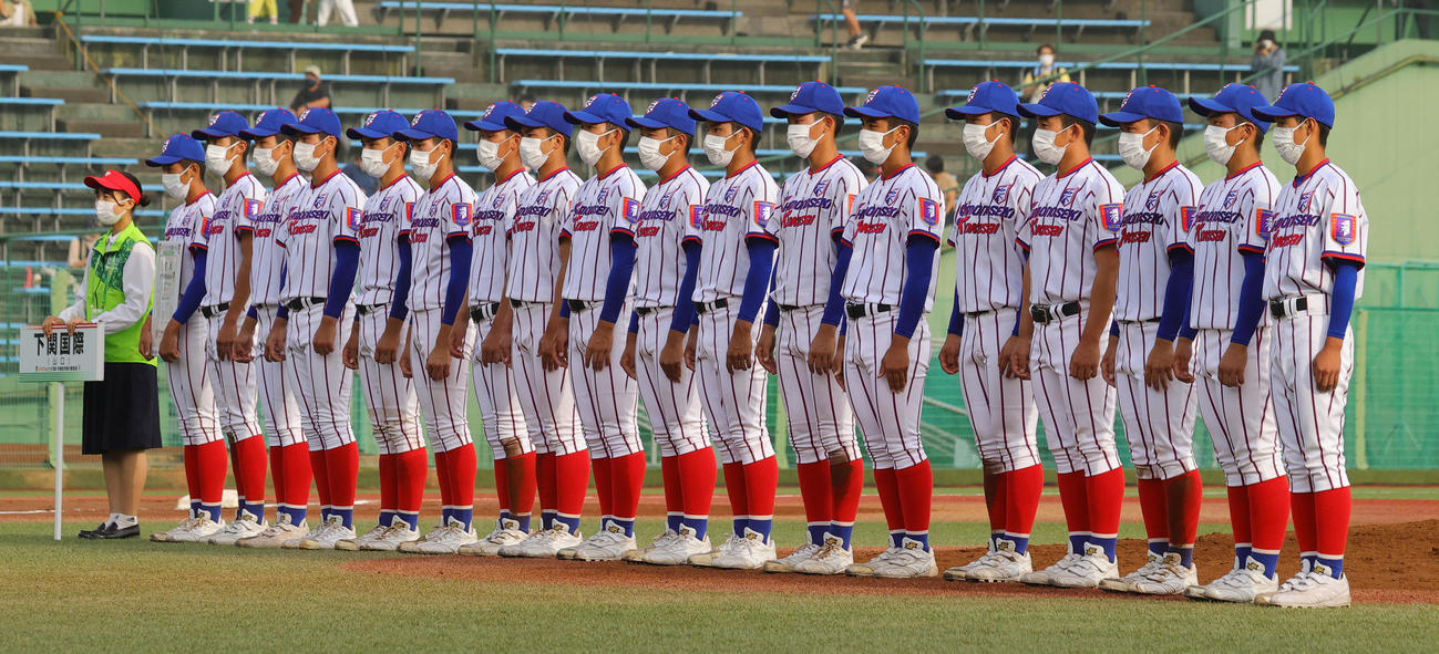 下関国際対大阪桐蔭　3位に終わった下関国際（撮影・野上伸悟）
