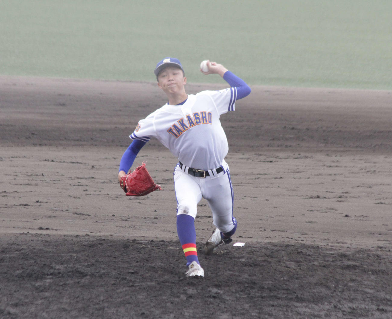 橿原対高田商　高田商の仲井颯太投手が好投した（撮影・酒井俊作）