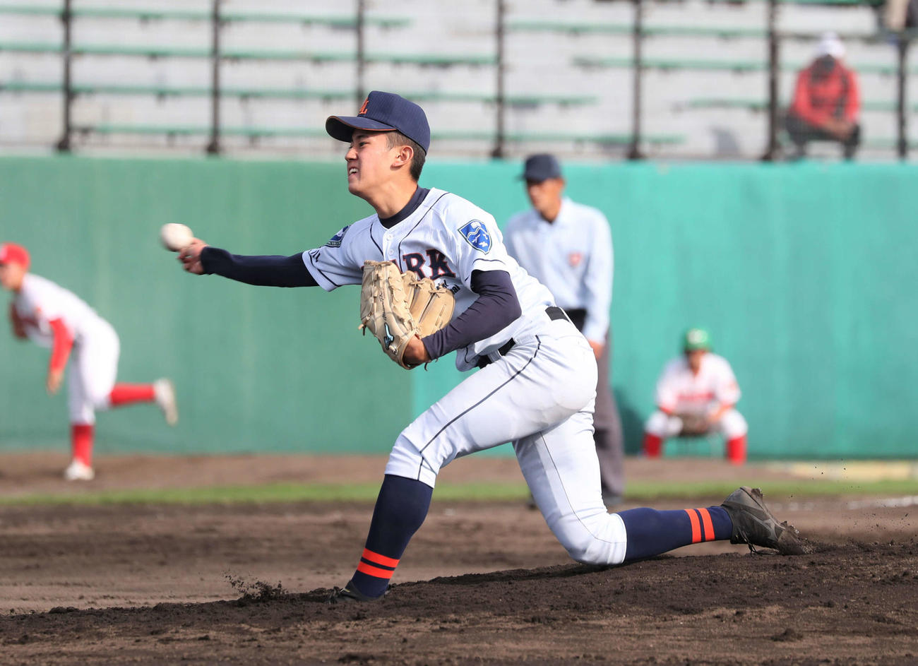 主将兼エース新岡歩輝がフル回転でクラークV王手「自分が投げきらない
