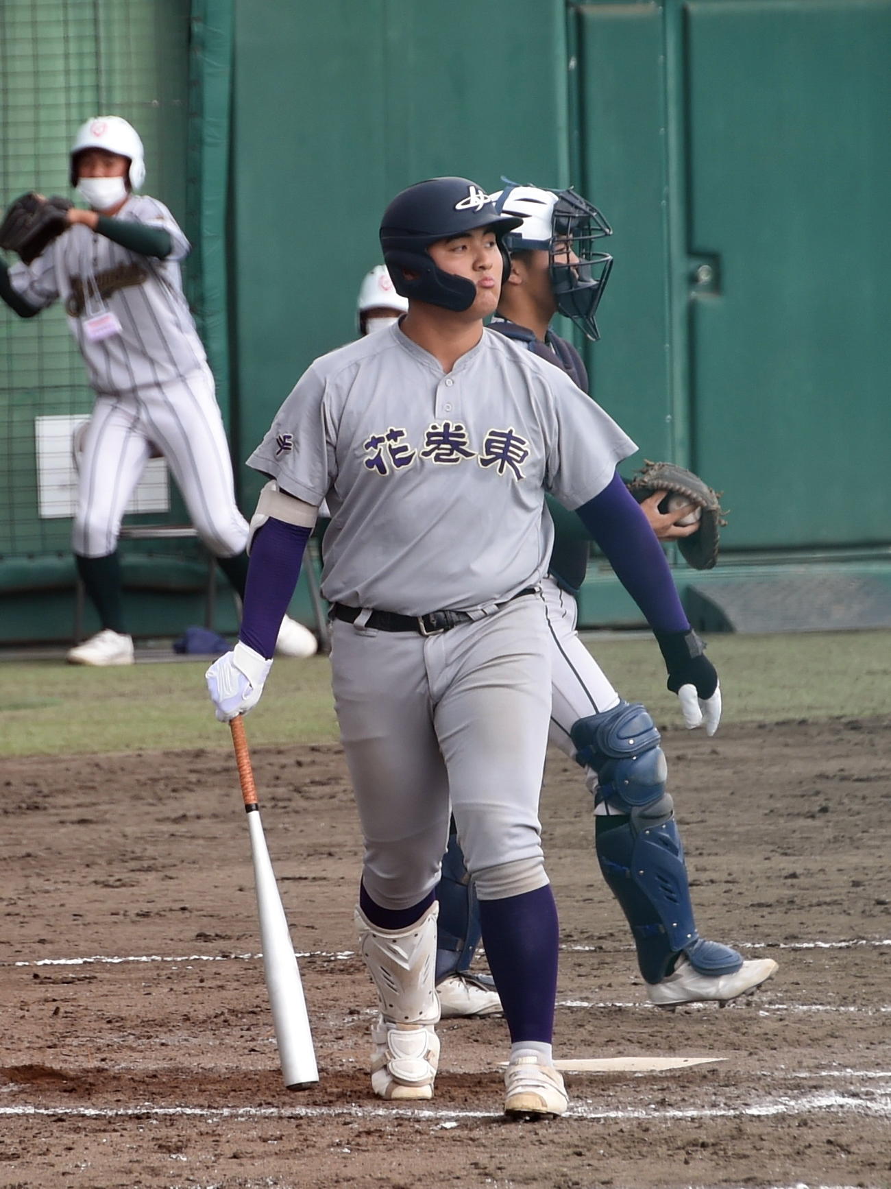 鶴岡東対花巻東　3回裏花巻東1死一塁、2打席連続で見逃し三振に倒れる佐々木麟（撮影・山田愛斗）