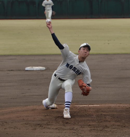 学法石川対能代松陽　能代松陽の先発は森岡（撮影・濱本神威）