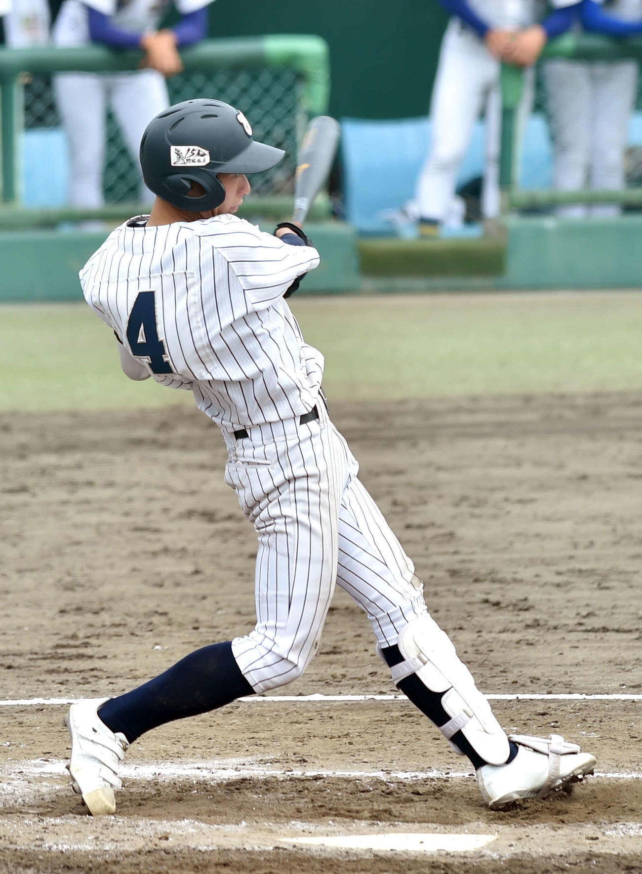 聖光学院対東北　8回裏東北1死一塁、勝ち越しの左越え2ランを放つ金子（撮影・相沢孔志）