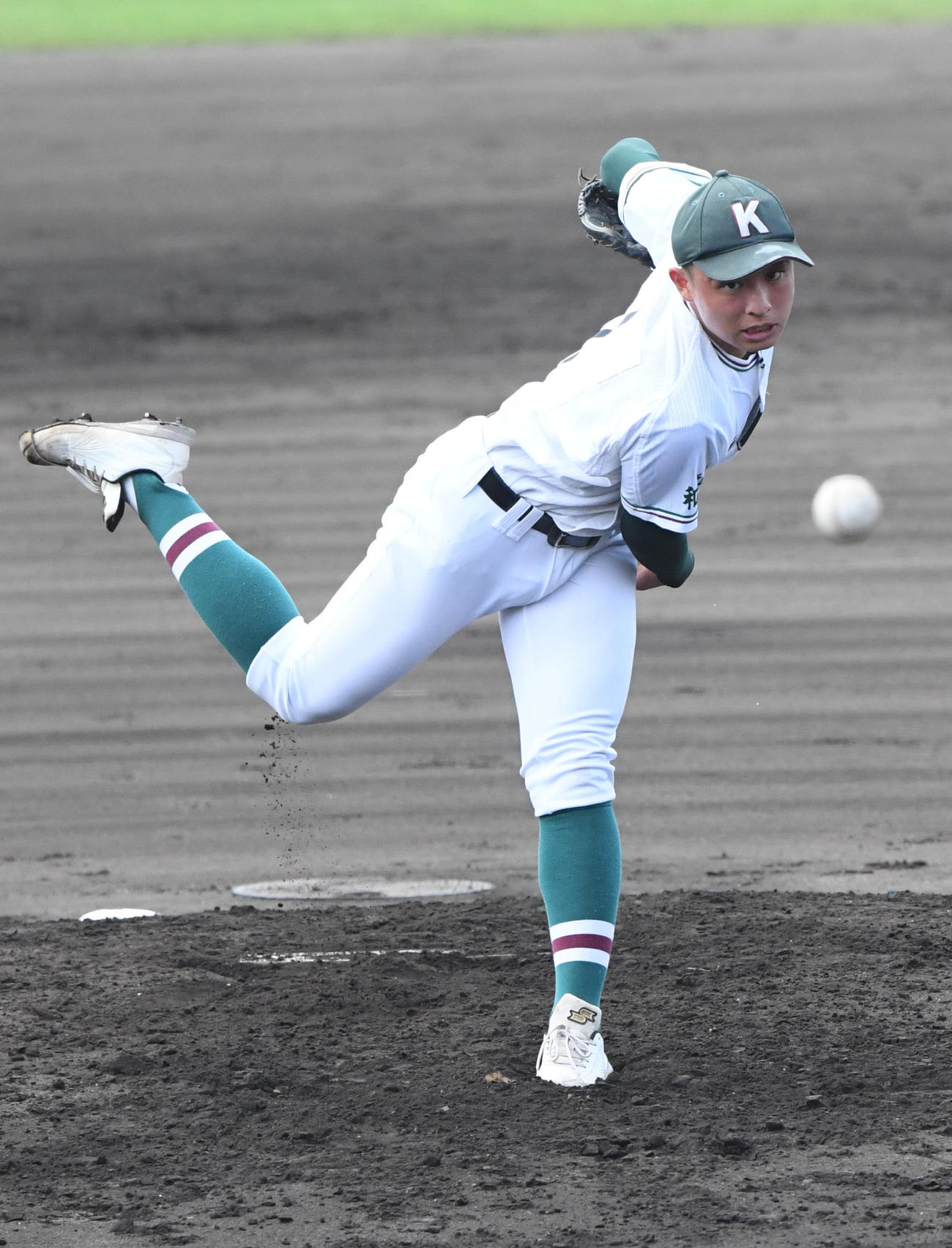 海南対龍谷大平安　　海南先発の三木（撮影・滝沢美穂子）