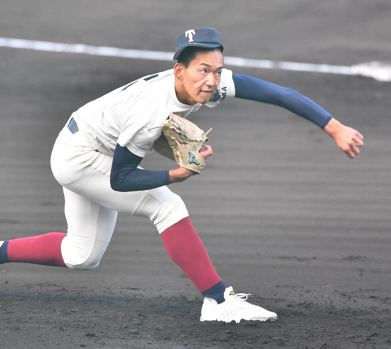 大阪桐蔭対神戸国際大付　大阪桐蔭先発の前田（撮影・清水貴仁）