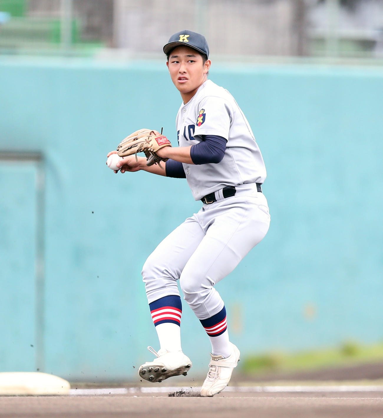 常磐大高対慶応　試合前、シートノックを受ける清原（撮影・宮地輝）