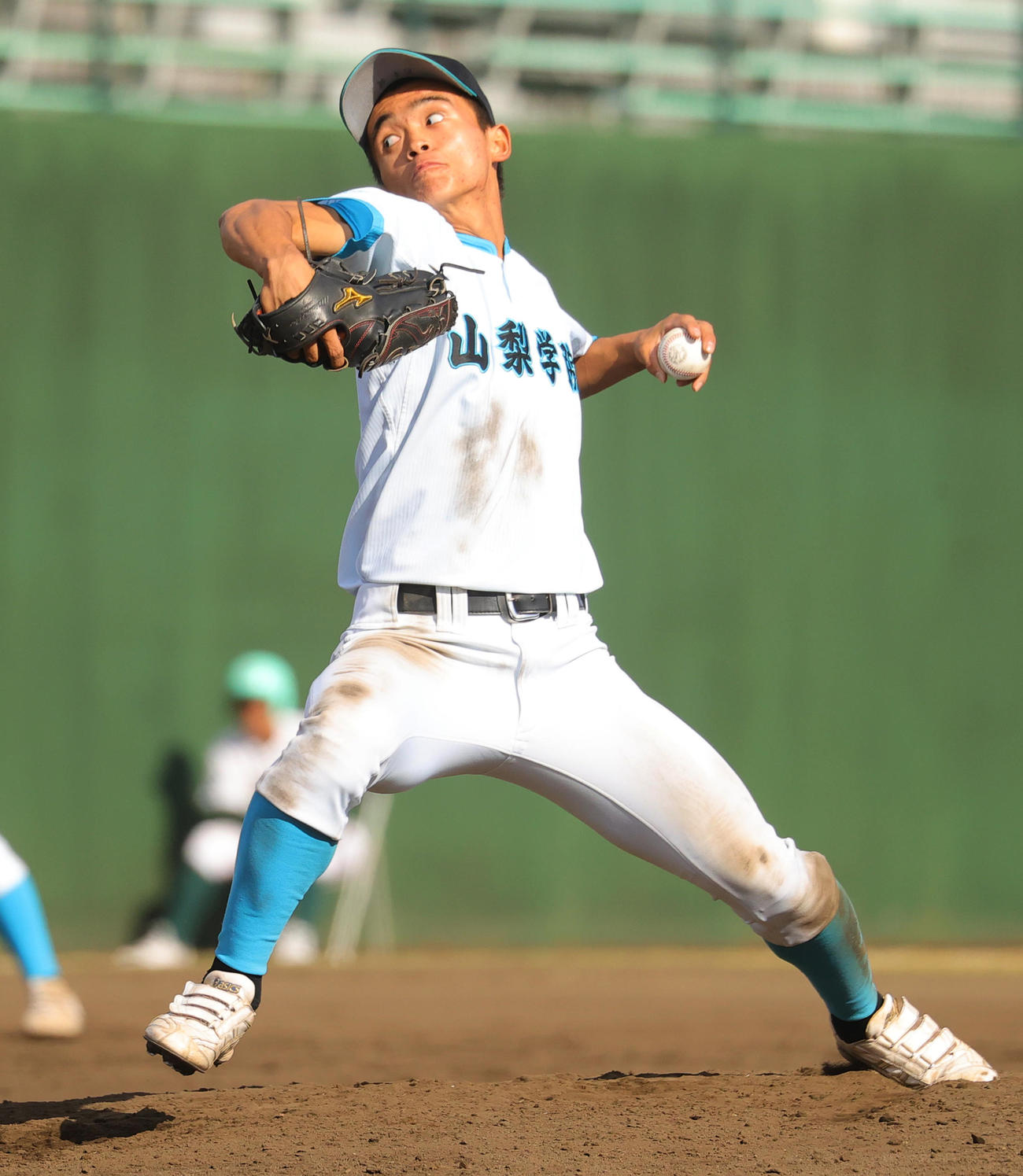 山梨学院対専大松戸　山梨学院2番手の星野（撮影・野上伸悟）