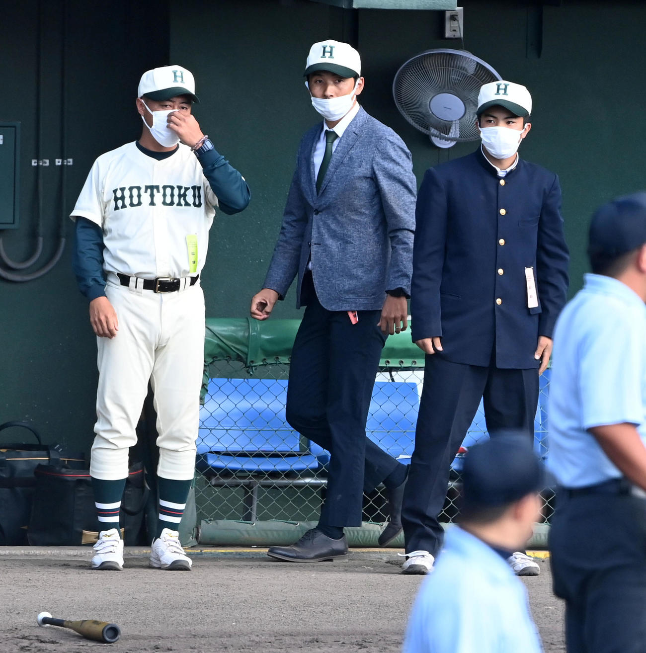 大阪桐蔭対報徳　報徳・大角監督（撮影・前岡正明）