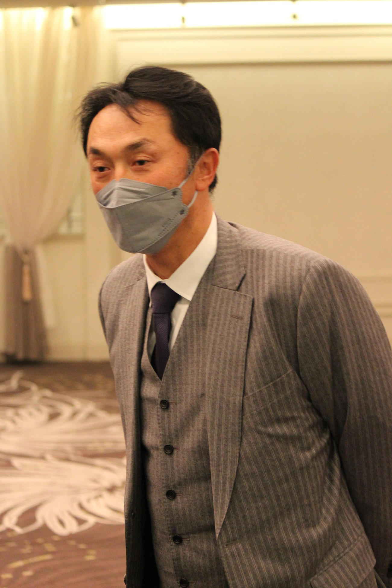 PL学園OB会に出席した宮本慎也氏＝2023年1月7日（撮影・柏原誠）