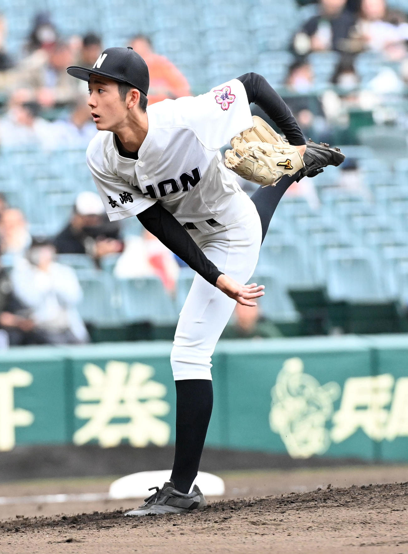龍谷大平安対長崎日大　長崎日大先発の広田（撮影・前岡正明）