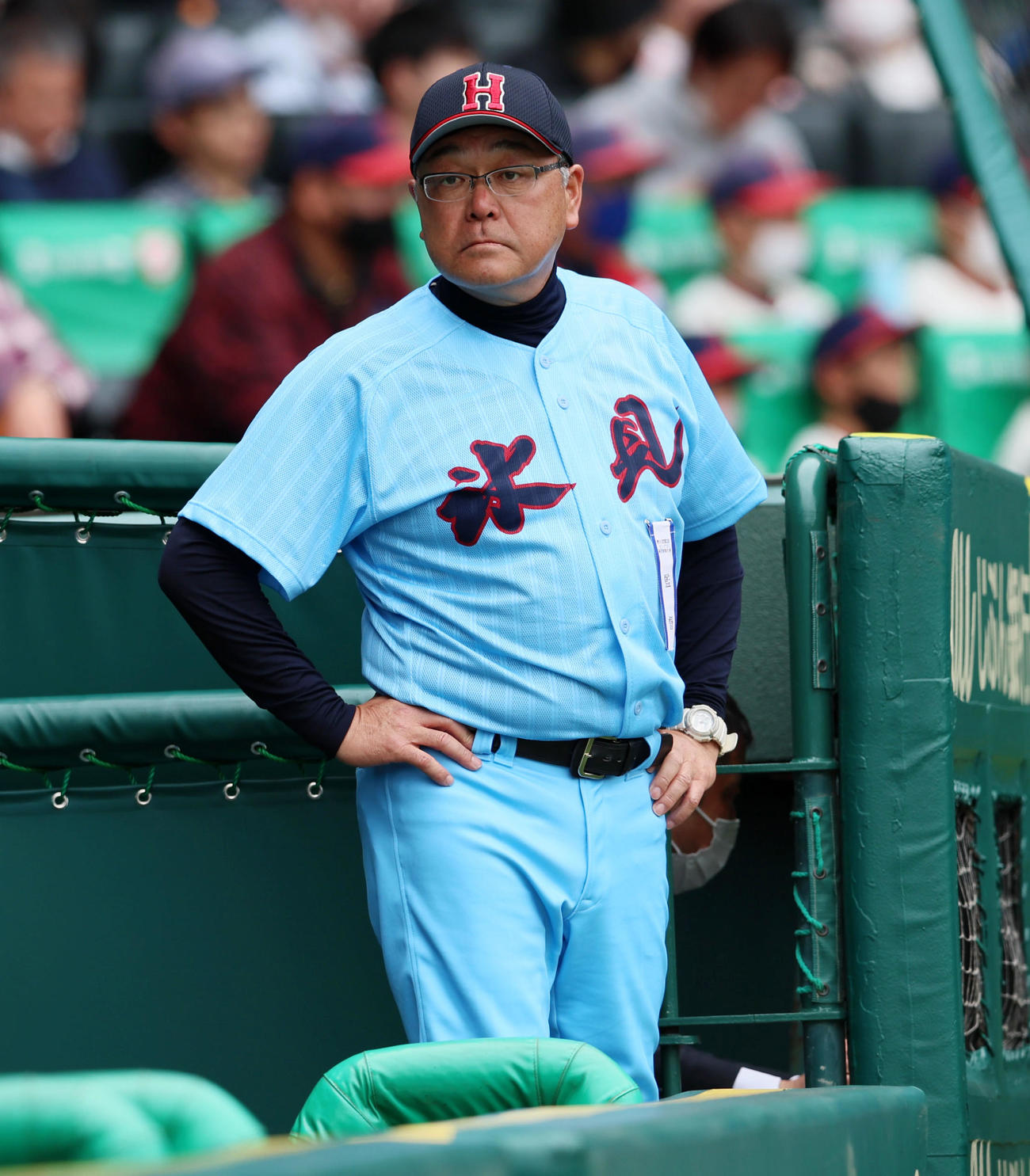氷見対山梨学院　氷見の村井監督（撮影・加藤哉）