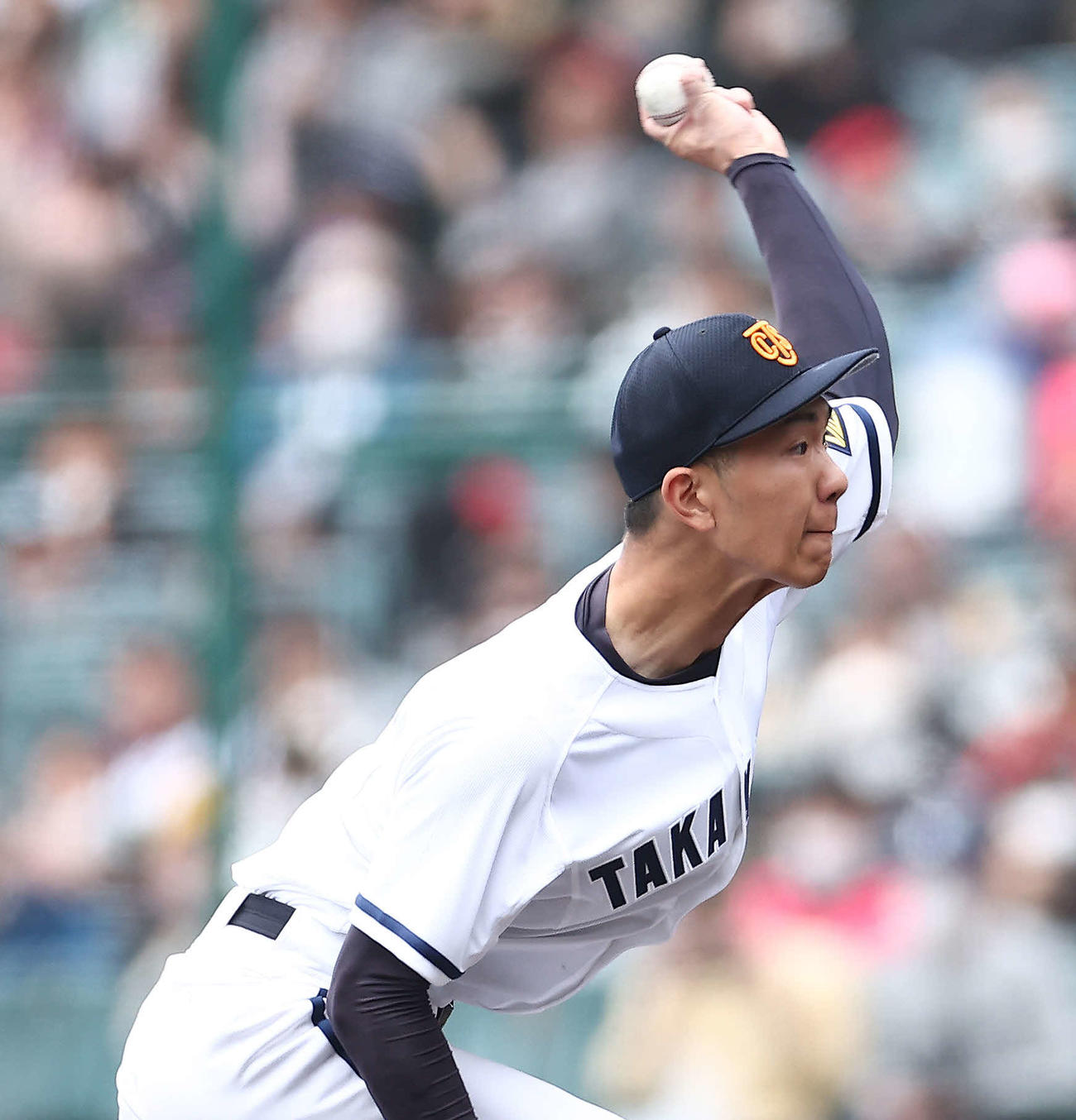 東邦対高松商　先発で力投する高松商・大室（撮影・河田真司）