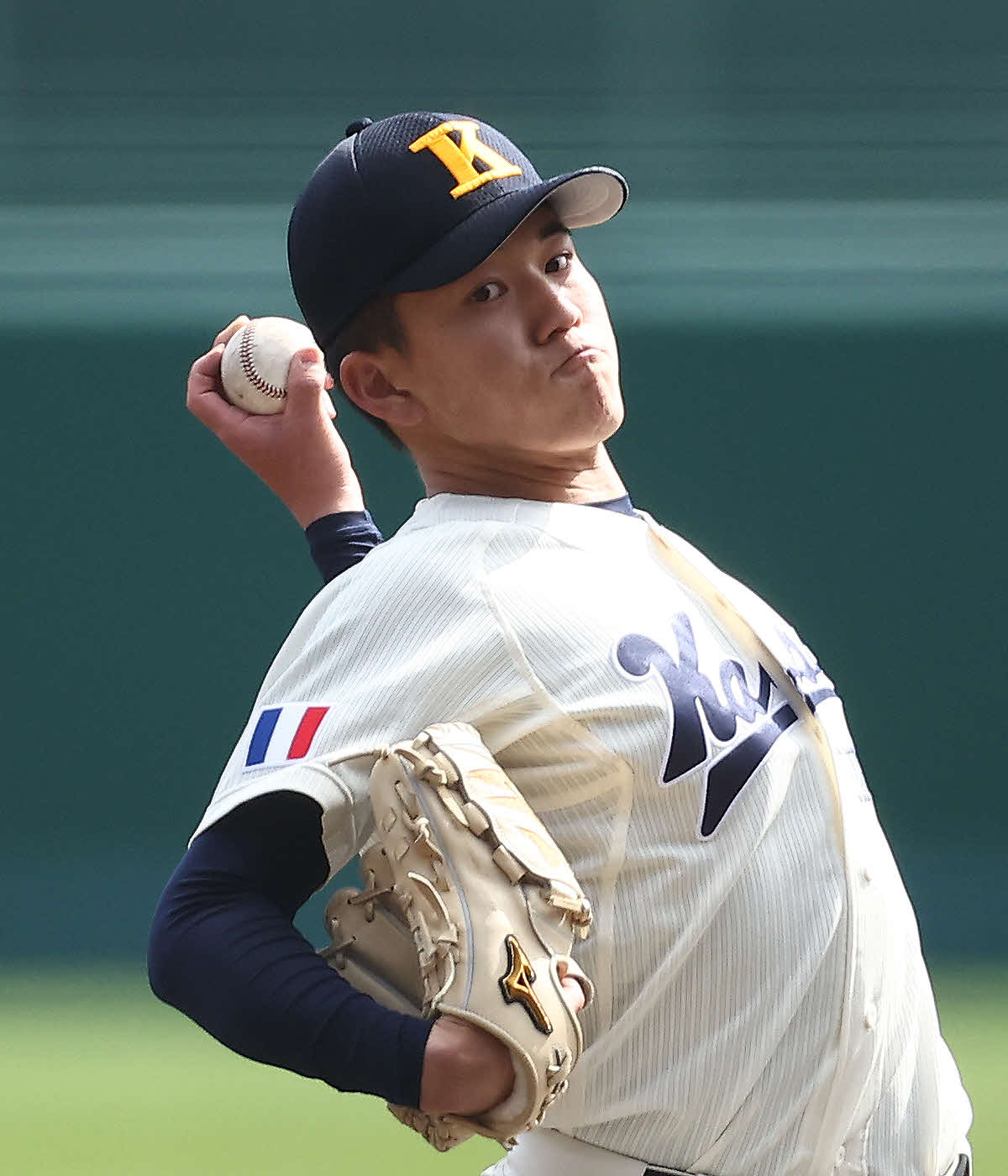 海星対広陵　先発で力投する海星・吉田（撮影・河田真司）