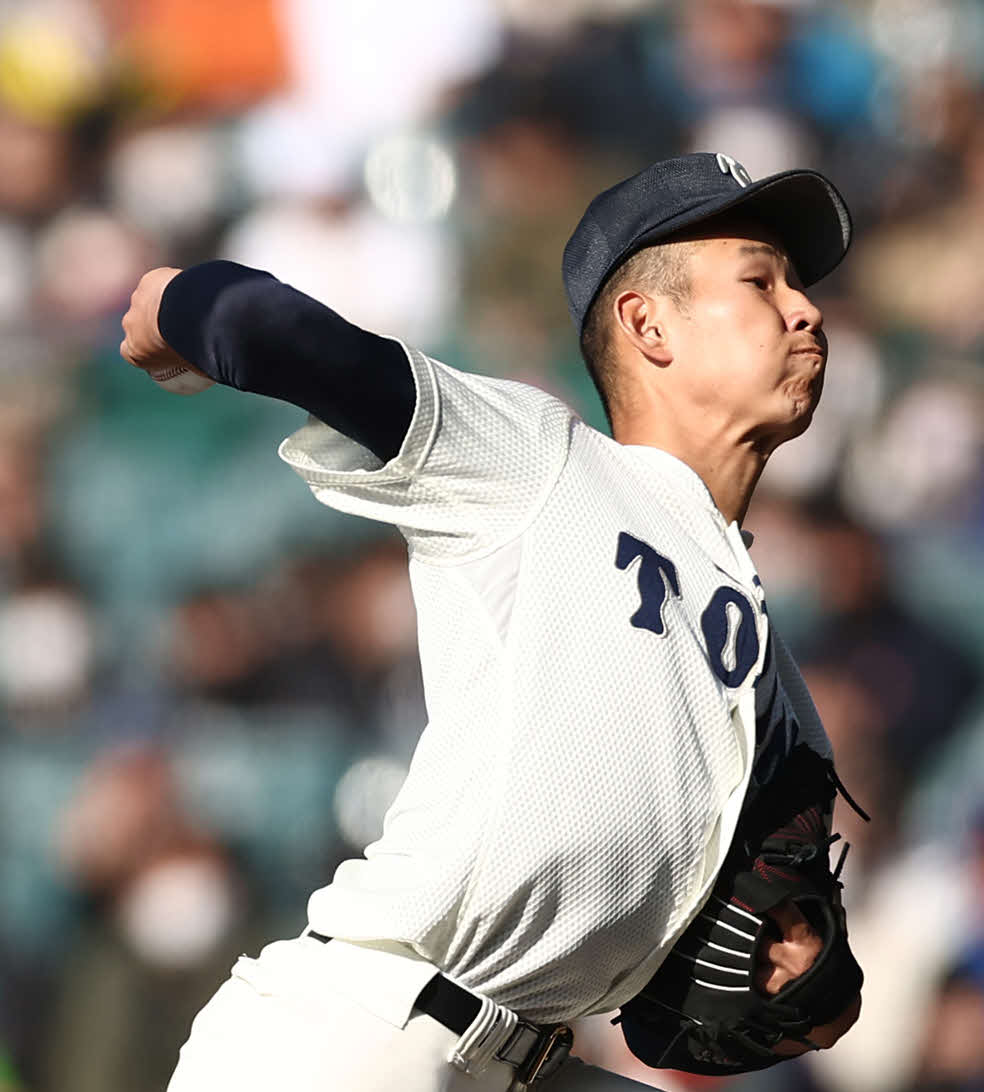 能代松陽対大阪桐蔭　先発で力投する大阪桐蔭・南恒（撮影・河田真司）